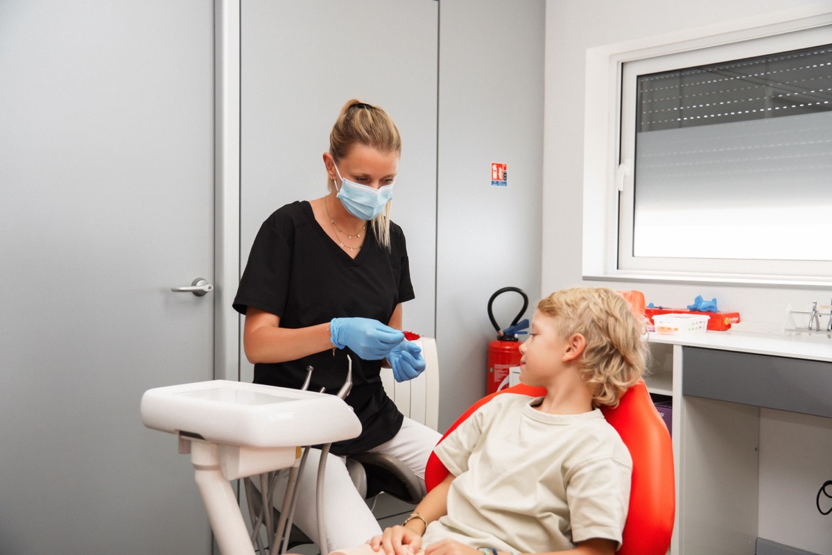 Vue intérieure du cabinet dentaire de Douvaine